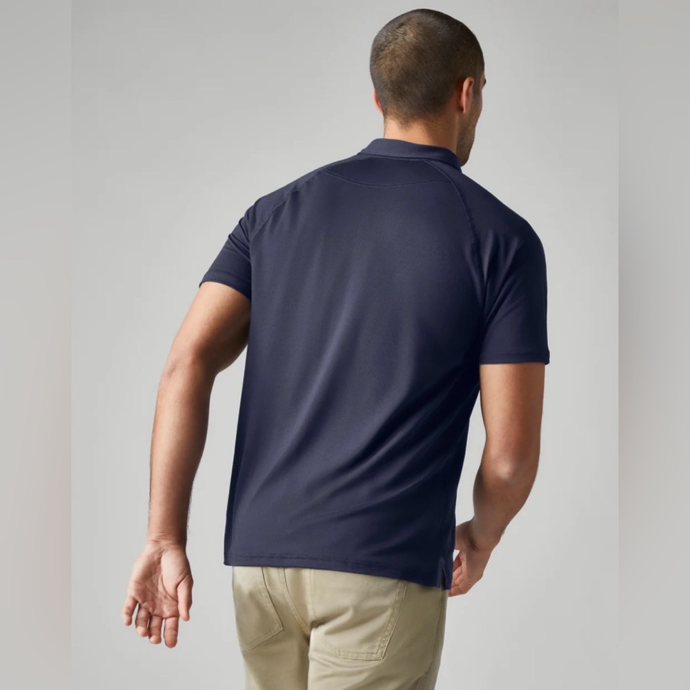 Rhone Delta Pique Polo Shirt Men’s Size Medium Navy Blue Short Sleeve Golf - Picture 2 of 12